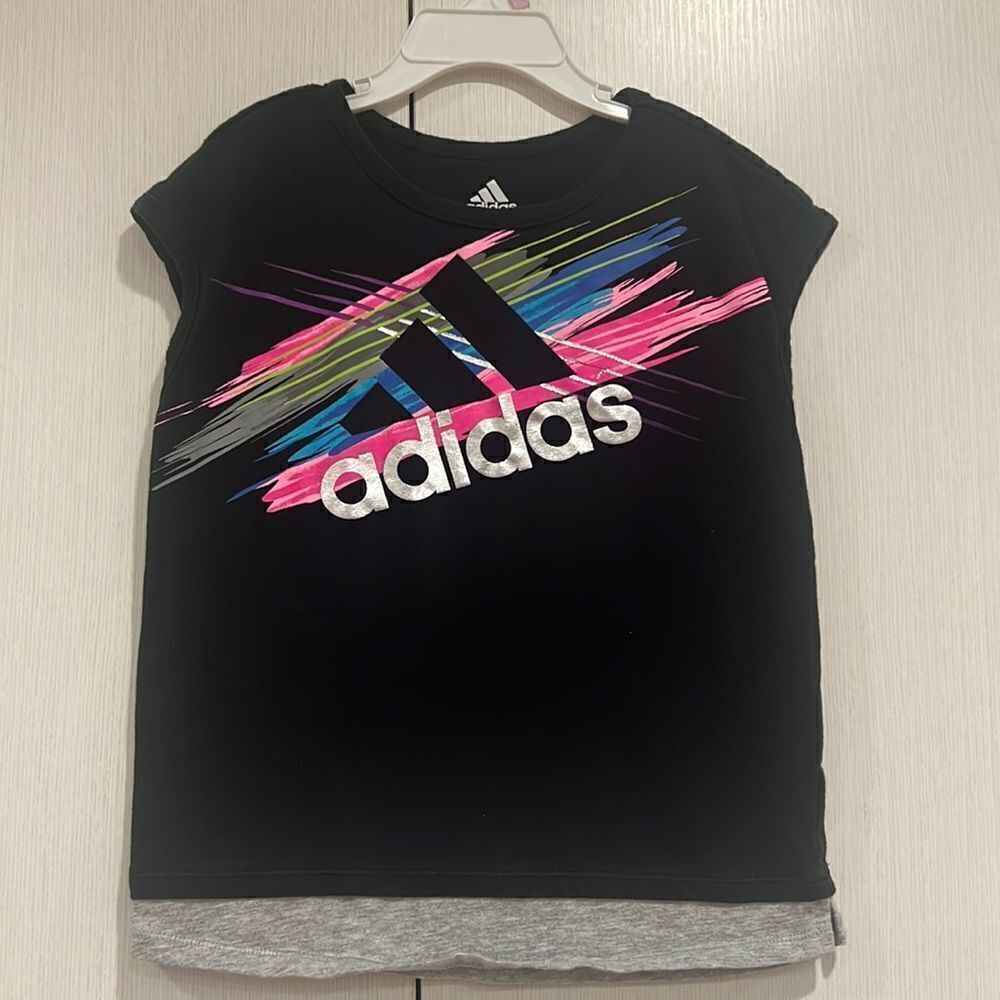 Adidas top 